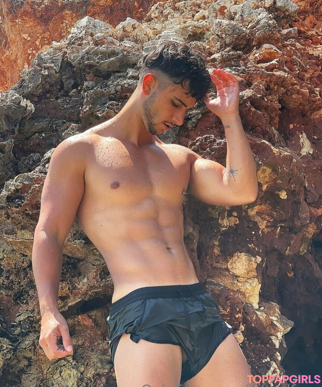 exoticboyfree ポルノスター ヌード アーカイブ