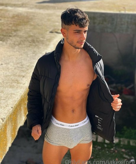 金髪の小人オンリーファンズ ベスト 写真