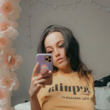 大学のアジア人オンリーファンズ 美しいポルノ ギャラリー