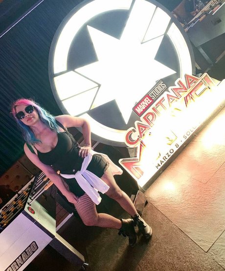 アウトドア 熟女 オンリーファンズ HD アーカイブ