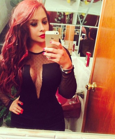 ぽっちゃりティーンオンリーファンズ 無料エロ 画像