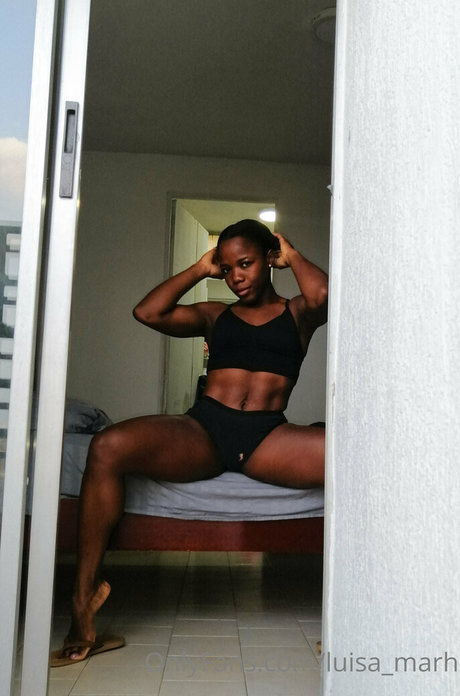 アマチュアペッギングオンリーファンズ ホットセクシー 写真