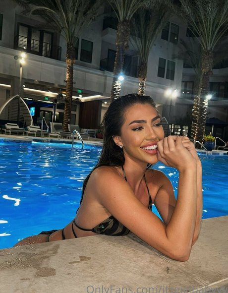 itsgigibabyyy xxxスター 写真