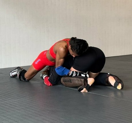 熟女 2P オンリーファンズ アダルト アーカイブ