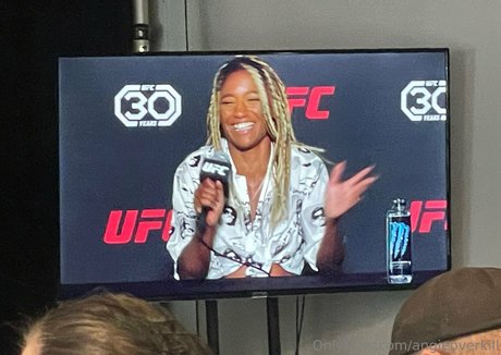 赤毛のセックスオンリーファンズ トップ 画像