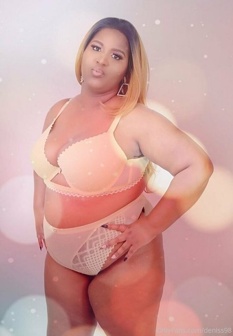 ボディビルダーヌードオンリーファンズ アートxxx ギャラリー