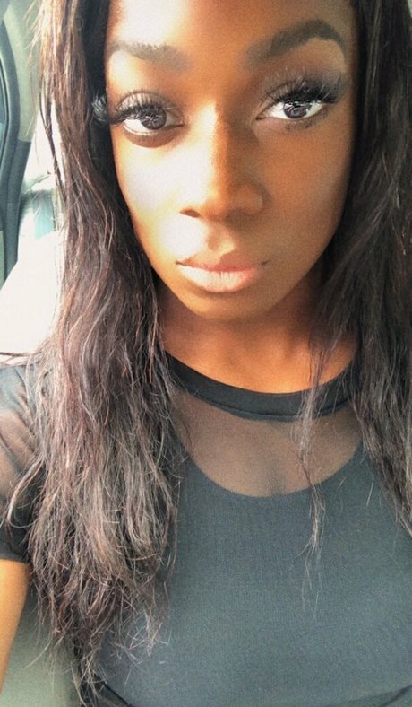 スキニーモデルオンリーファンズ ベスト ギャラリー