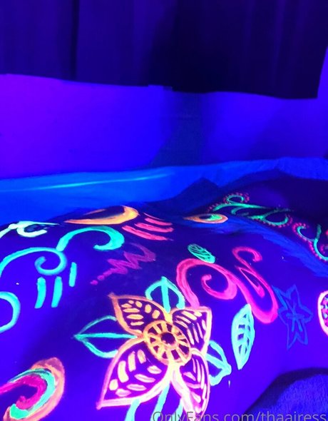 auroratheeangel ヌードスター 写真