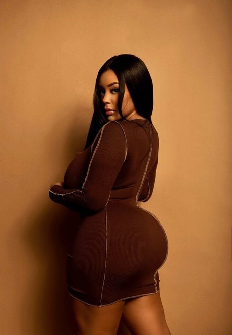 aundreanarene 無料女優 写真