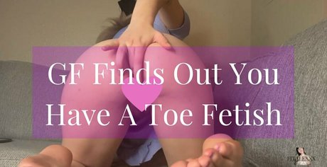 足 熟女 オンリーファンズ 無料アダルト 写真