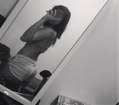 Mika Daime ポルノスター 美しい ギャラリー