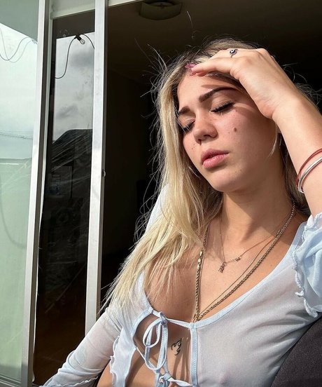 Juliette Rose かわいいスター 画像