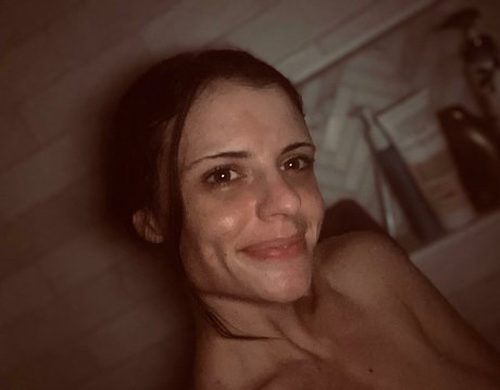 フィットネスアナルオンリーファンズ 無料裸 画像