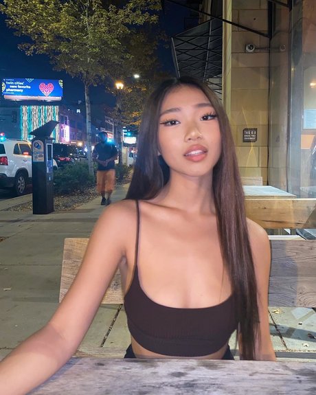 ぽっちゃりファックオンリーファンズ ホットセックス 写真