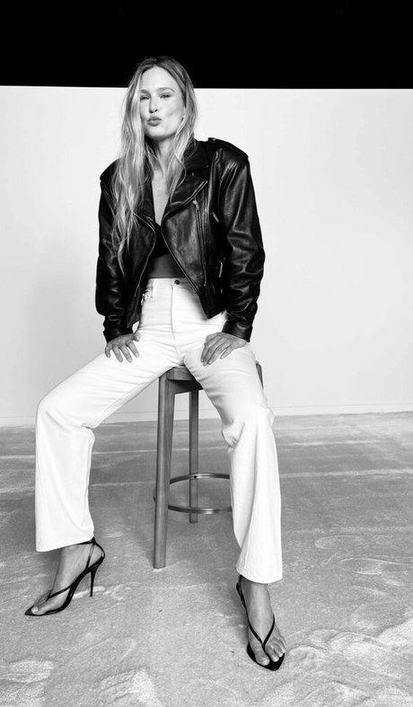 Bar Refaeli ポルノスター セックス 画像