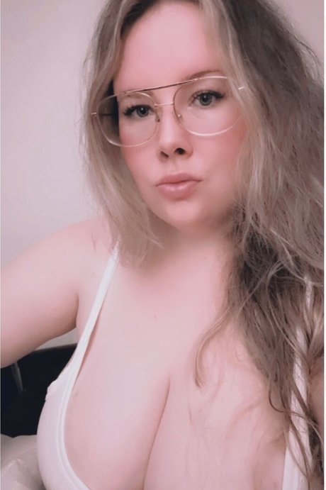 Traycee ヌードモデル 写真