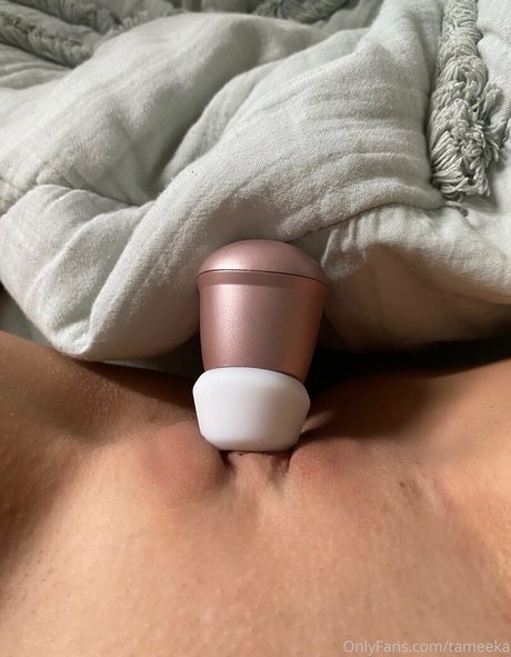 Tameeka ポルノモデル 写真