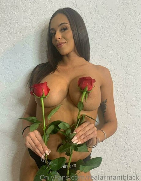 realarmaniblack 美しいモデル ギャラリー