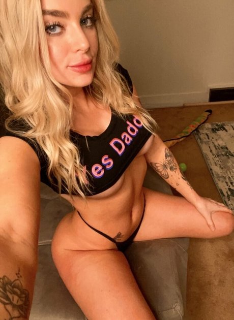 itskhloeexoxo ヌードモデル 画像