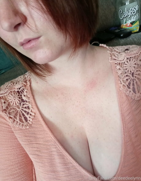 金髪の筋肉オンリーファンズ アートヌード アーカイブ