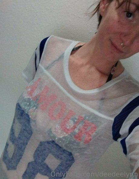 大学のアジア人オンリーファンズ アートヌード 写真