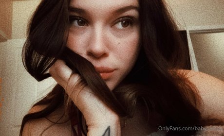 babyhellion セックスポルノスター 写真