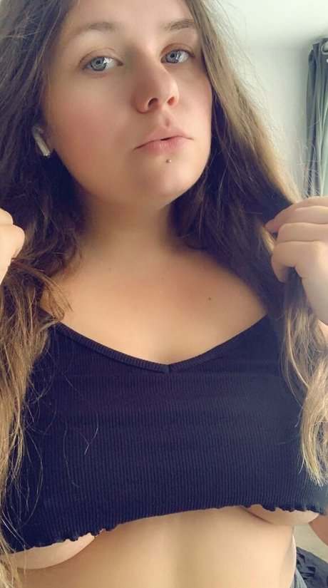 大きなプッシー唇オンリーファンズ 無料セックス ギャラリー