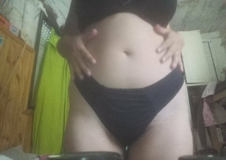 ブルネットのPOV オンリーファンズ 可愛い 画像