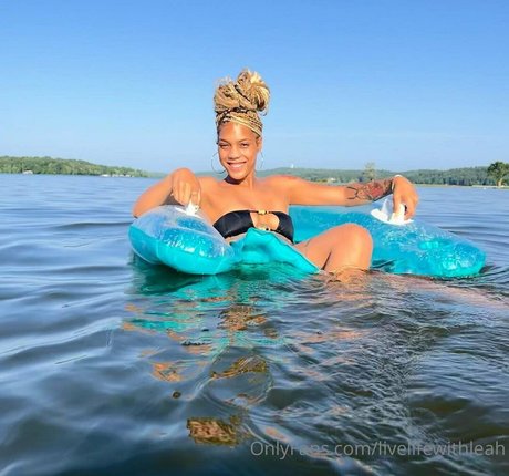 ワークアウト オンリーファンズ 無料アダルト 写真