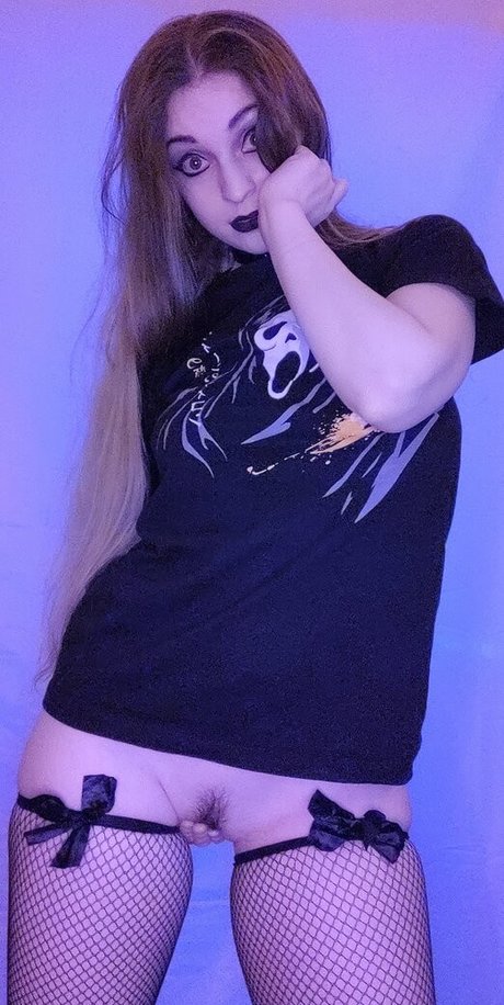 裸の女の子オンリーファンズ アダルト無料 写真