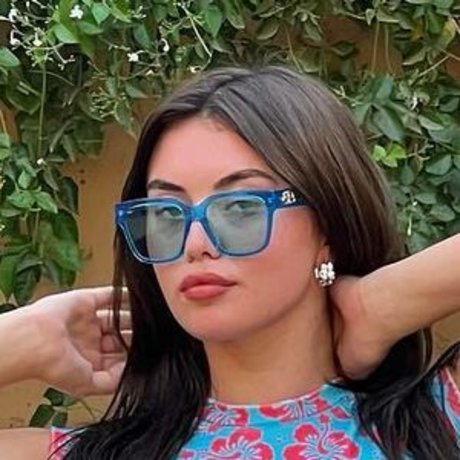 Millie Hannah かわいいスター 写真