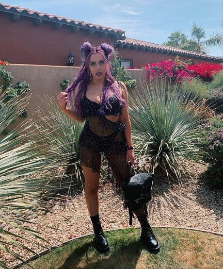 Violet Benson エロティック女優 写真