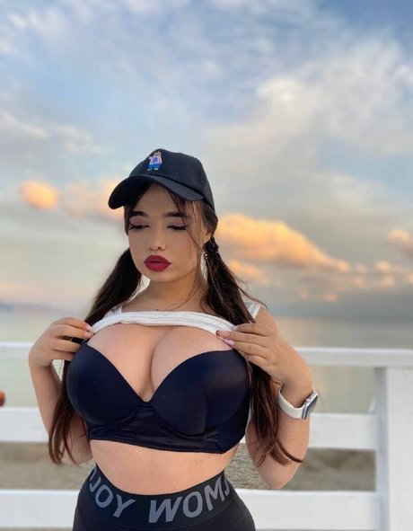 Kittyhere17 ヌードのポルノスター ギャラリー