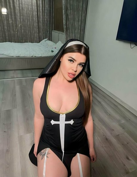 乳首 オンリーファンズ アダルト無料 写真