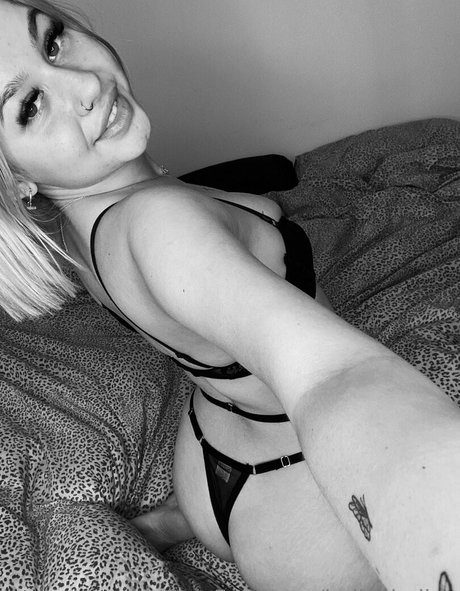 baileybellee トップモデル 写真