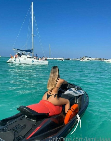 iamlulaaa 完璧な女優 写真