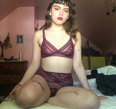 ボディビルダーヌードオンリーファンズ セクシー アーカイブ