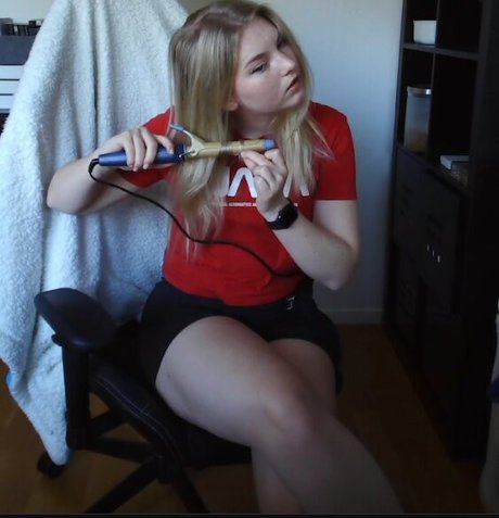 vanessaahlstrom 可愛いモデル ギャラリー