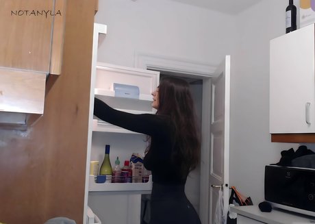 Notanyla エロティック女優 アーカイブ