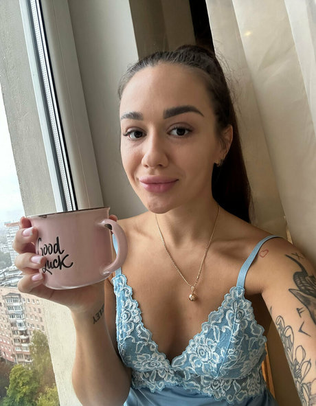 Kitty Katty セックススター 写真