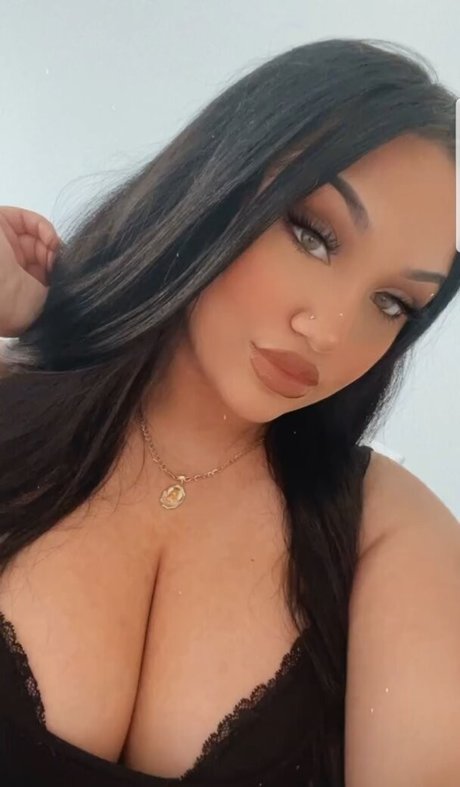 Jennah Hamdan セクシーモデル 画像