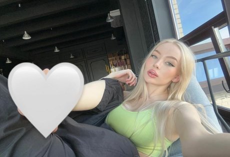 妊娠中のオンリーファンズ エロ 写真