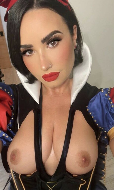 Demi Lovato Ai Porn 写真集