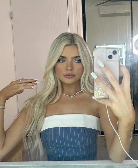 Naomi grace Robinson 写真集