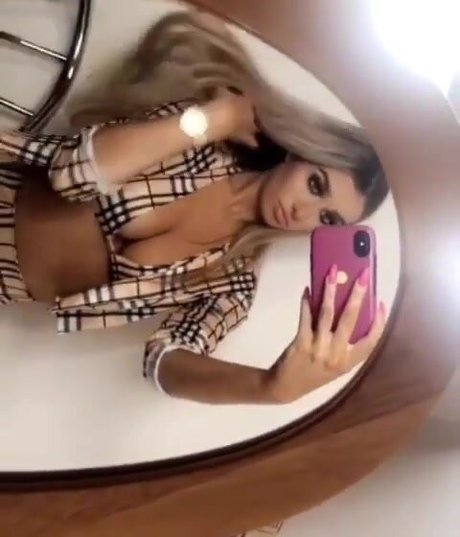 Erin Lally ホット女優 アーカイブ