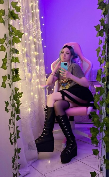 Sthormyy xxx女優 画像