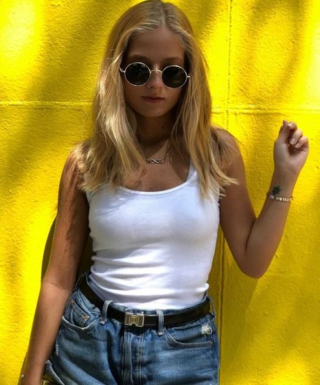 Jackie Evancho ポルノスター アダルト 写真