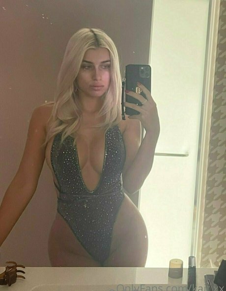 アジアの女の子限定ファン アート裸 画像