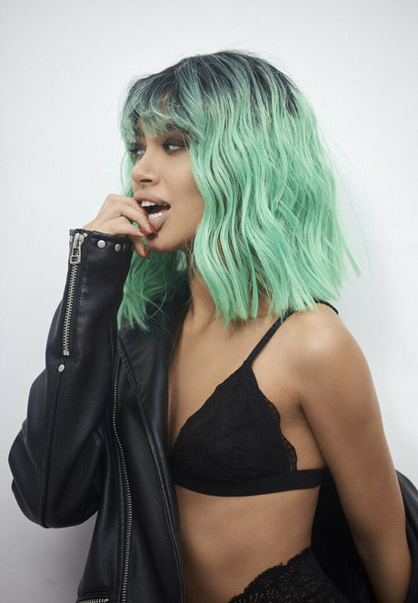 Michal Benbenishty Krits ポルノ女優 ギャラリー