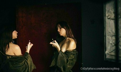 tessie free ホット女優 写真